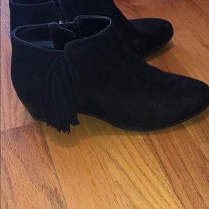Black fringe booties